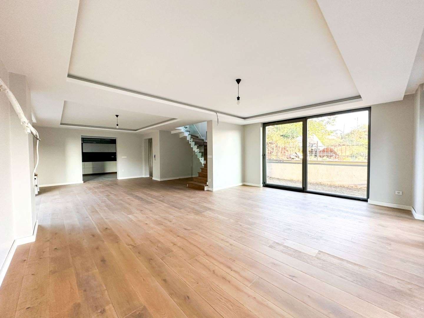Pearl Zekeriyaköy'de Satılık 6+2 Sıfır Asansörlü Fourleks Villa — 6/25