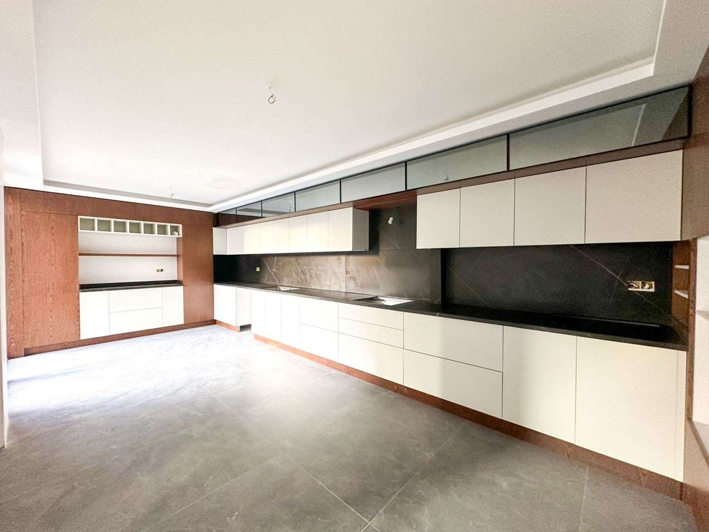 Pearl Zekeriyaköy'de Satılık 6+2 Sıfır Asansörlü Fourleks Villa — 9/25