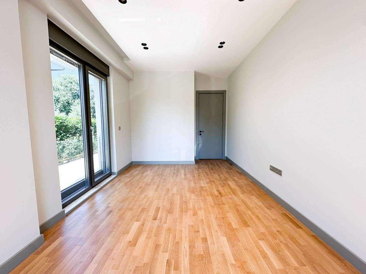 Uskumruköy'de Tünele Yakın Konumda 225m² 4+1 Satılık İkiz Villa — 5/46