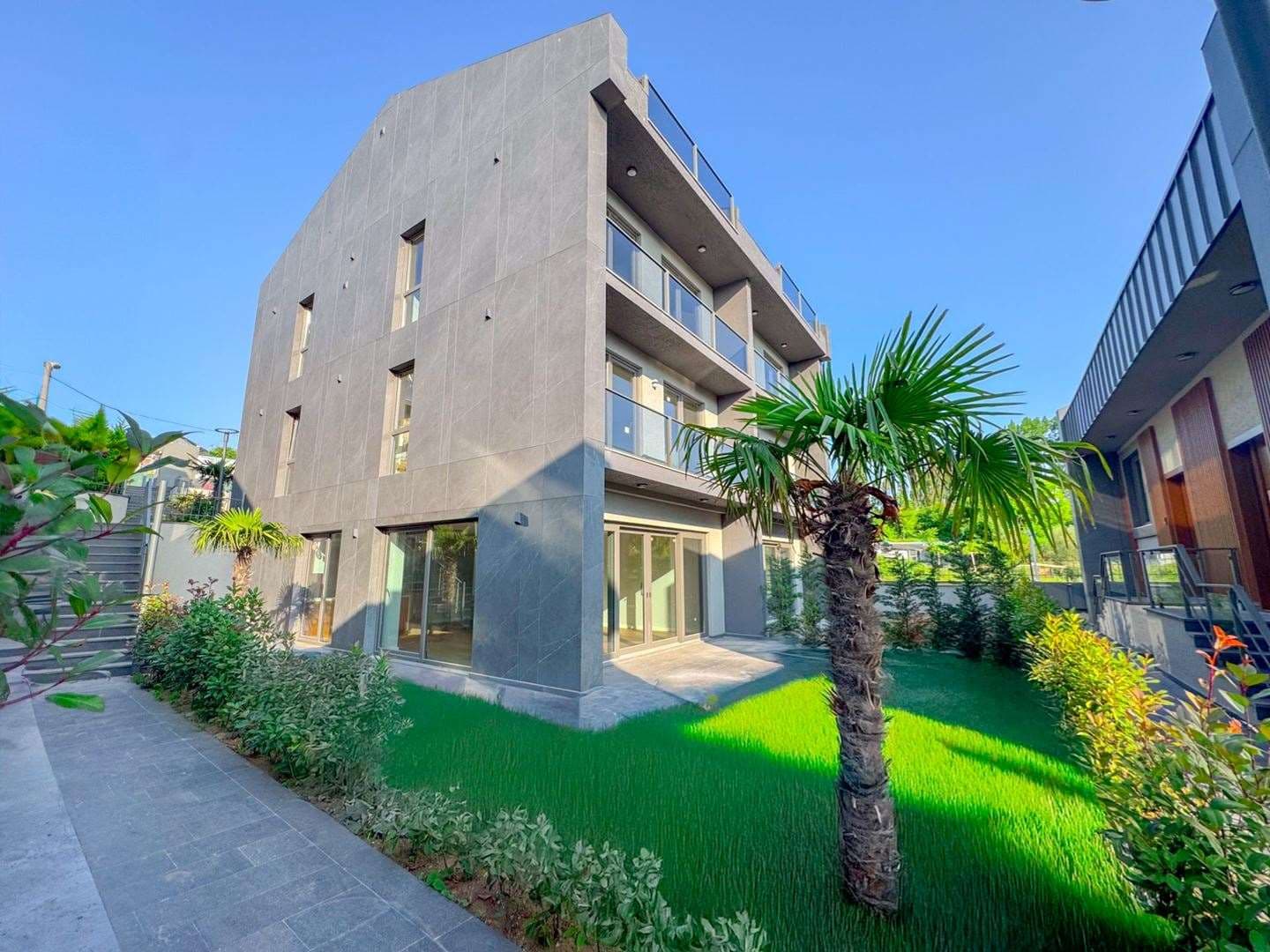 Pearl Zekeriyaköy'de Satılık 6+2 Sıfır Asansörlü Fourleks Villa — 13/14